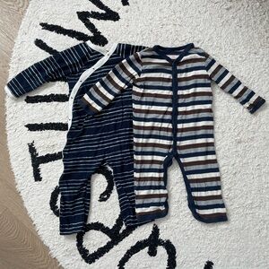 Burt’s bee baby organic cotton one piece sleeper bundle